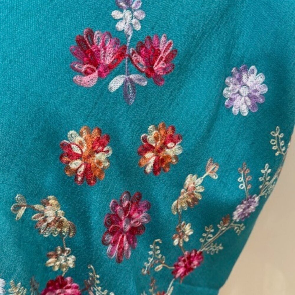 29 Palms Teal Scarf Wrap Shawl Floral Embroidered Fringe One Size - Picture 5 of 7